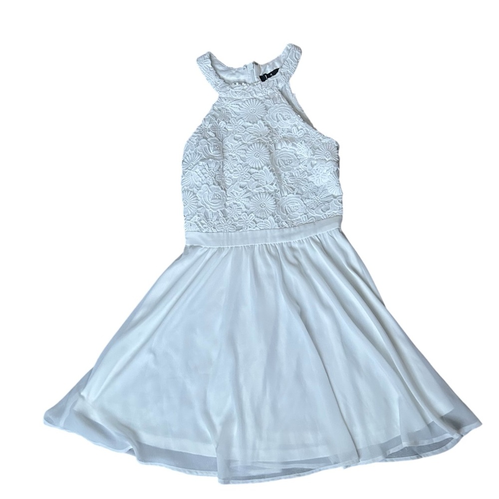 Lulu’s NWOT white lace top mini skater dress size XS - Picture 7 of 12
